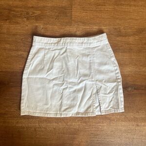 White denim skirt